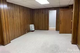 811 Hilton St NE, Lenoir, NC 28645 - Photo 25
