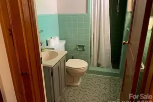 811 Hilton St NE, Lenoir, NC 28645 - Photo 13