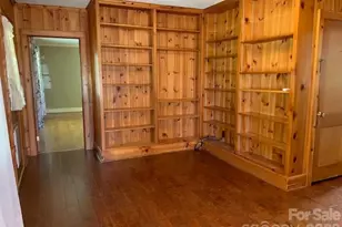 811 Hilton St NE, Lenoir, NC 28645 - Photo 9