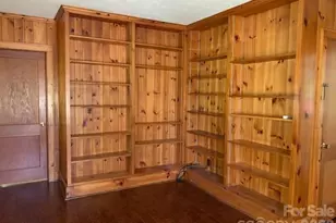 811 Hilton St NE, Lenoir, NC 28645 - Photo 11