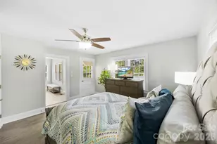121 W 11th St, Oakboro, NC 28129 - Photo 15