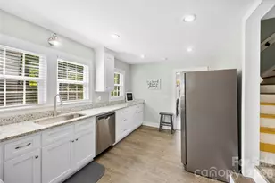 121 W 11th St, Oakboro, NC 28129 - Photo 11