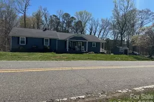 636 Willis Rd, Dallas, NC 28034 - Photo 1