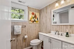 24 Baldridge Dr, Burnsville, NC 28714 - Photo 15