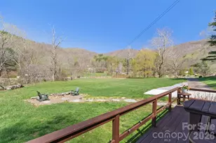 24 Baldridge Dr, Burnsville, NC 28714 - Photo 21