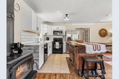 24 Baldridge Drive, Burnsville, NC 28714 - Photo 5