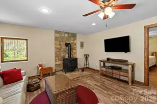 1060 Indian Camp Creek Rd, Hot Springs, NC 28743 - Photo 27