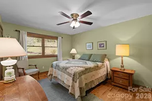 1060 Indian Camp Creek Rd, Hot Springs, NC 28743 - Photo 17