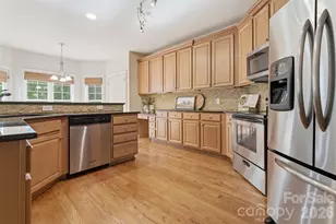 279 Woodstream Cir, Mooresville, NC 28117 - Photo 9