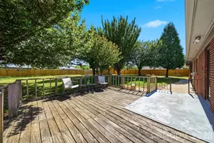 109 Air Park Dr, Morganton, NC 28655 - Photo 25
