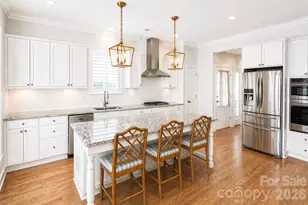 623 Hambley House Ln, Fort Mill, SC 29715 - Photo 5