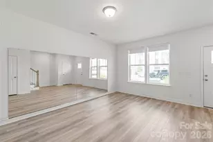 15309 Ballancroft Pkwy, Charlotte, NC 28277 - Photo 7