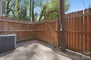 638 Chipley Ave, Charlotte, NC 28205 - Photo 35