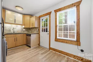 638 Chipley Ave, Charlotte, NC 28205 - Photo 17