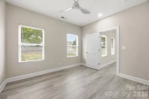 3800 Freedom Dr, Charlotte, NC 28208 - Photo 11