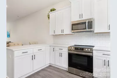 226 Sutton Park Lane, Charlotte, NC 28211 - Photo 5