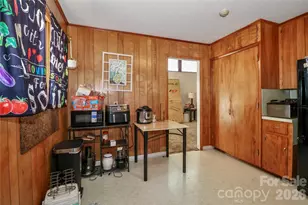 225 Midway Rd, Statesville, NC 28625 - Photo 11