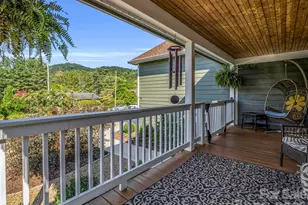11 N Pershing Rd, Asheville, NC 28805 - Photo 13