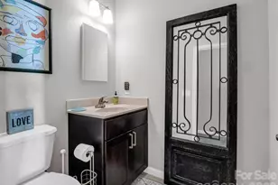 11 N Pershing Rd, Asheville, NC 28805 - Photo 35