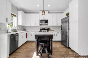 11 N Pershing Rd, Asheville, NC 28805 - Photo 21