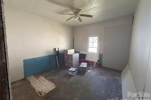 512 W 2nd St, Cherryville, NC 28021 - Photo 11