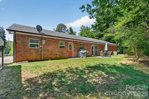 7142 Little Mountain Rd, Sherrills Ford, NC 28673 - Photo 39