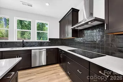 6022 Pivot Court, Charlotte, NC 28205 - Photo 13