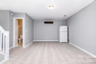 10519 Yellow Rose Ln, Charlotte, NC 28269 - Photo 17