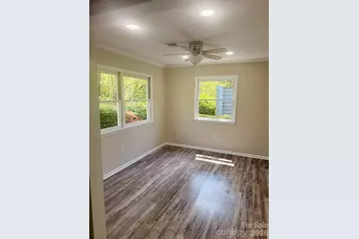 10 Laurel Place Drive, Asheville, NC 28803 - Photo 11