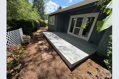 10 Laurel Place Drive, Asheville, NC 28803 - Photo 9