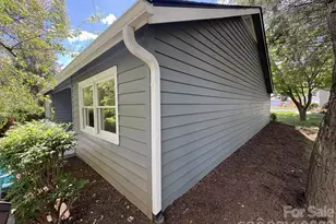 10 Laurel Pl Dr, Asheville, NC 28803 - Photo 25