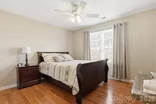10122 Whiteburn Ct, Charlotte, NC 28278 - Photo 23