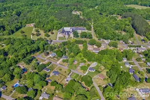105 Vina Pl, Mount Holly, NC 28120 - Photo 33
