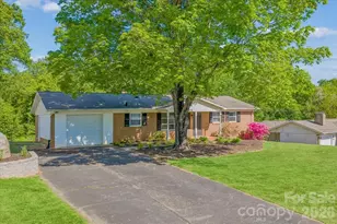 105 Vina Pl, Mount Holly, NC 28120 - Photo 3