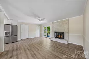 105 Vina Pl, Mount Holly, NC 28120 - Photo 15
