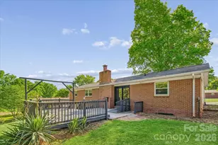 105 Vina Pl, Mount Holly, NC 28120 - Photo 25