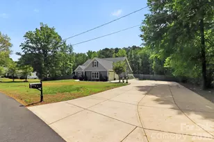 110 E Sunset Dr, Locust, NC 28097 - Photo 3
