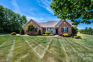 379 Horseshoe Bend Rd, Hudson, NC 28638 - Photo 1