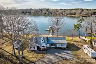 4353 Duck Haven Ln, Lake Wylie, SC 29710 - Photo 3
