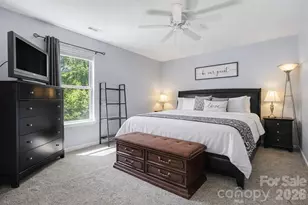 8700 Heather View Ct, Charlotte, NC 28216 - Photo 17