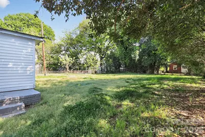 1011 Lomond Avenue, Charlotte, NC 28206 - Photo 15