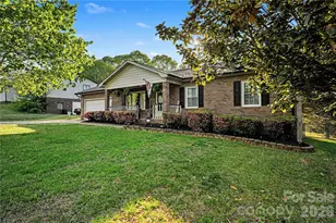 1451 31st St Pl NE, Conover, NC 28613 - Photo 3
