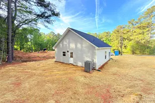 221 Carlie St, Norwood, NC 28128 - Photo 5