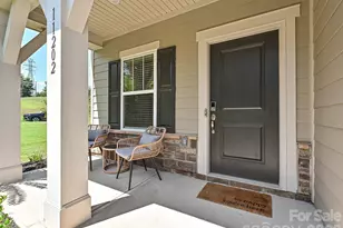 11202 Broadbent Ct, Charlotte, NC 28278 - Photo 3
