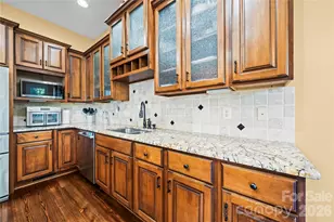 2378 Woodridge Dr, Fort Mill, SC 29715 - Photo 7
