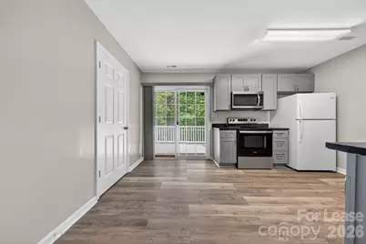 2332 Eargle Road, Charlotte, NC 28269 - Photo 5