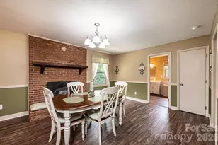 1250 21st Ave NE, Hickory, NC 28601 - Photo 17