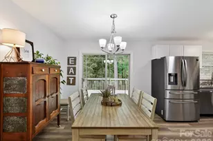 15708 Fairfield Dr, Matthews, NC 28104 - Photo 7