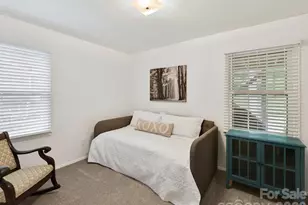 15708 Fairfield Dr, Matthews, NC 28104 - Photo 23