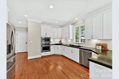 4112 Blaydes Court, Charlotte, NC 28226 - Photo 9